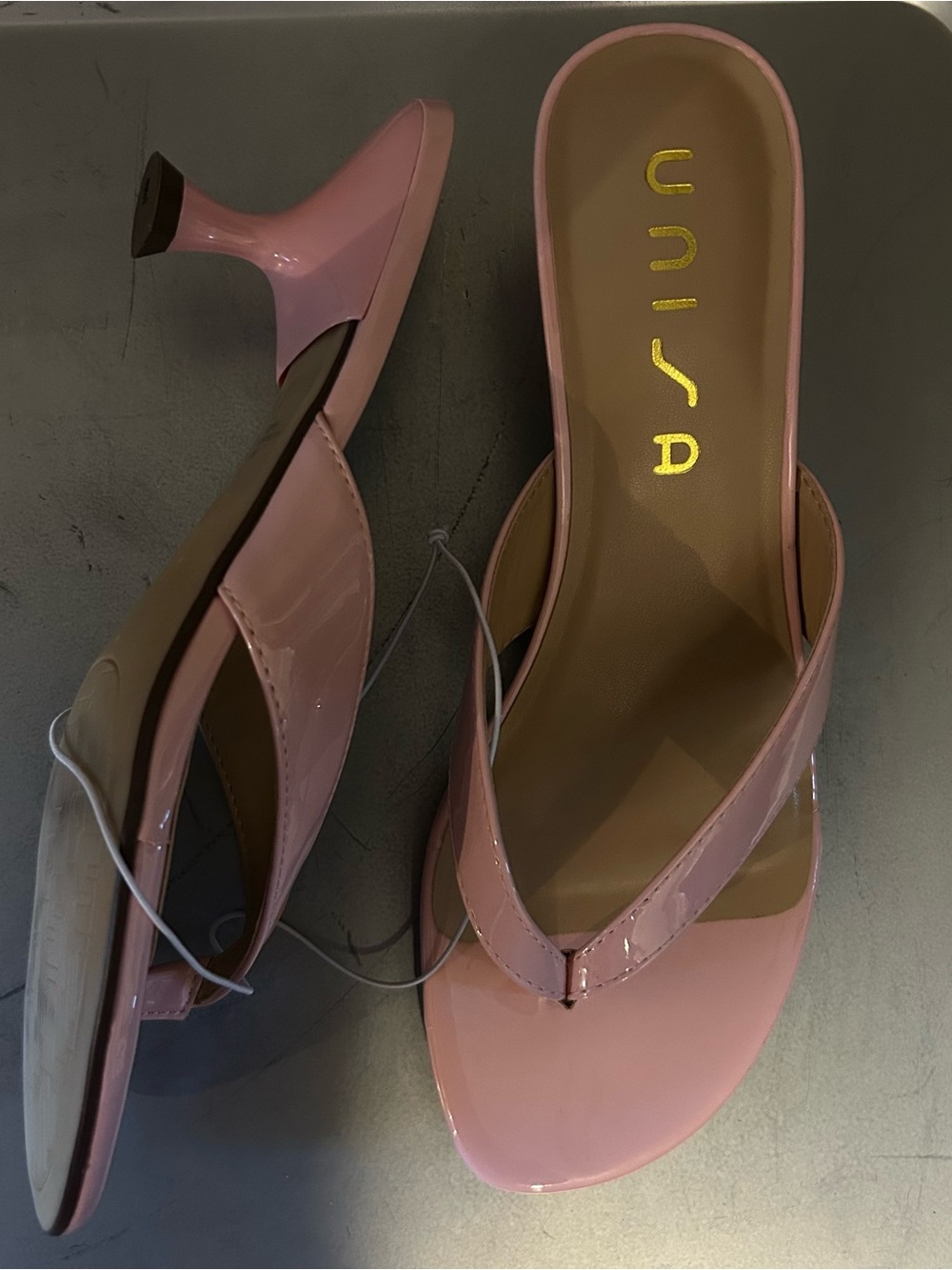 Unisa Pink Patent Mid-Heel Thong Flip Flop Kitten Heel Sandal